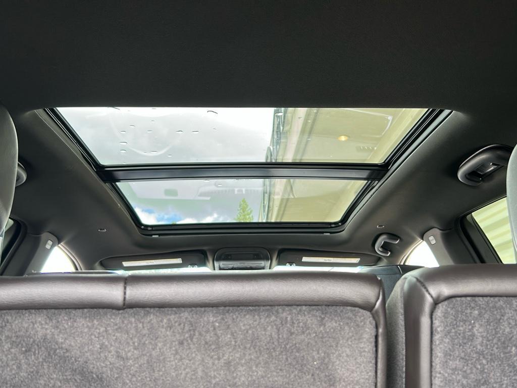 used 2023 Cadillac XT5 car, priced at $36,500