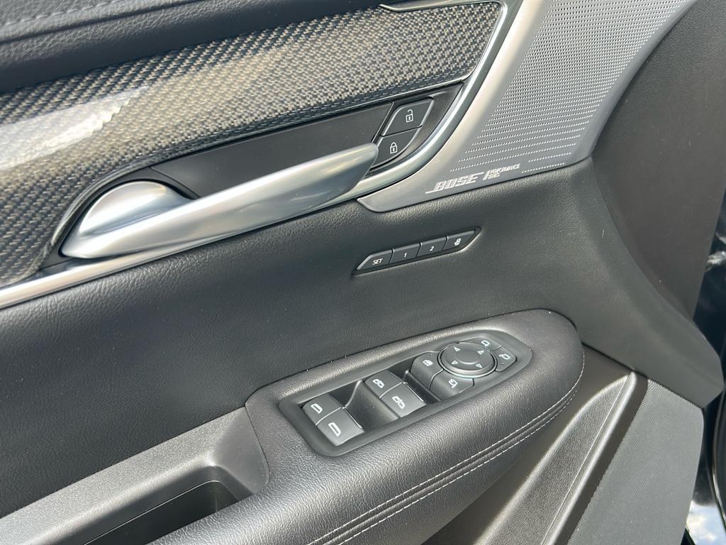 used 2023 Cadillac XT5 car, priced at $36,500