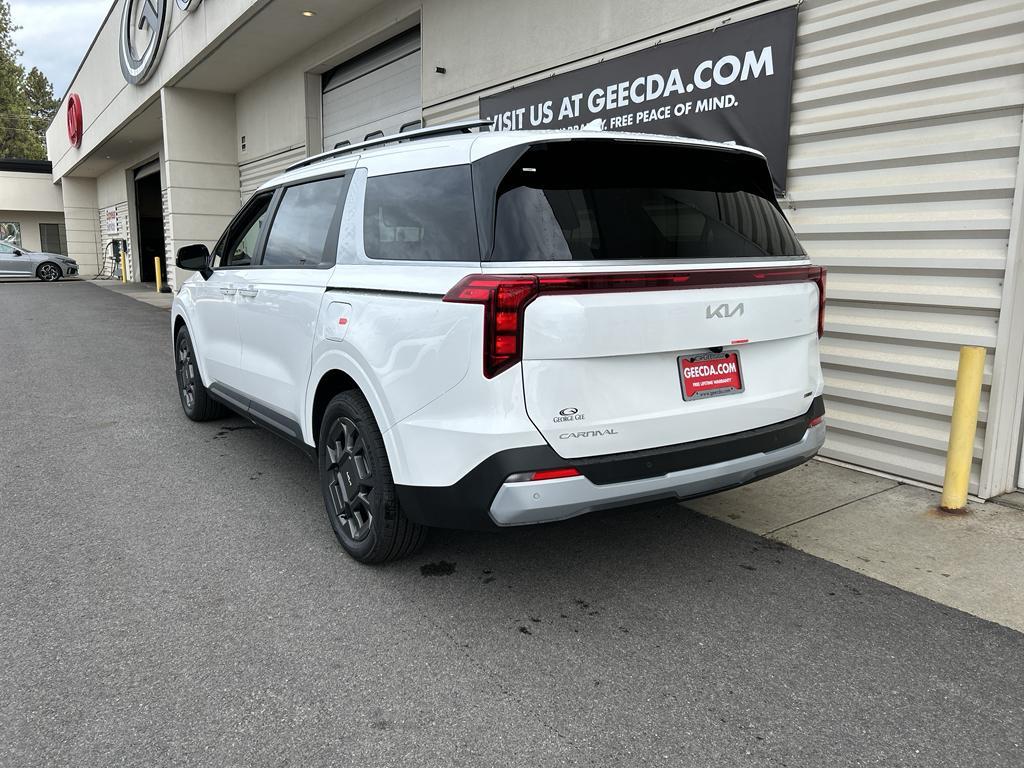 new 2026 Kia Carnival Hybrid car, priced at $44,260