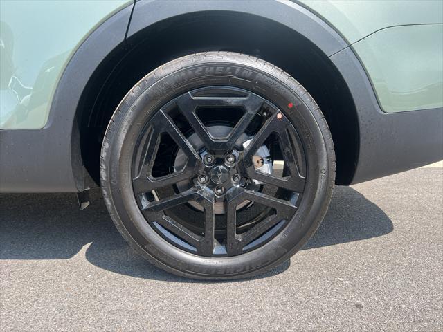 new 2025 Kia Telluride car, priced at $51,405