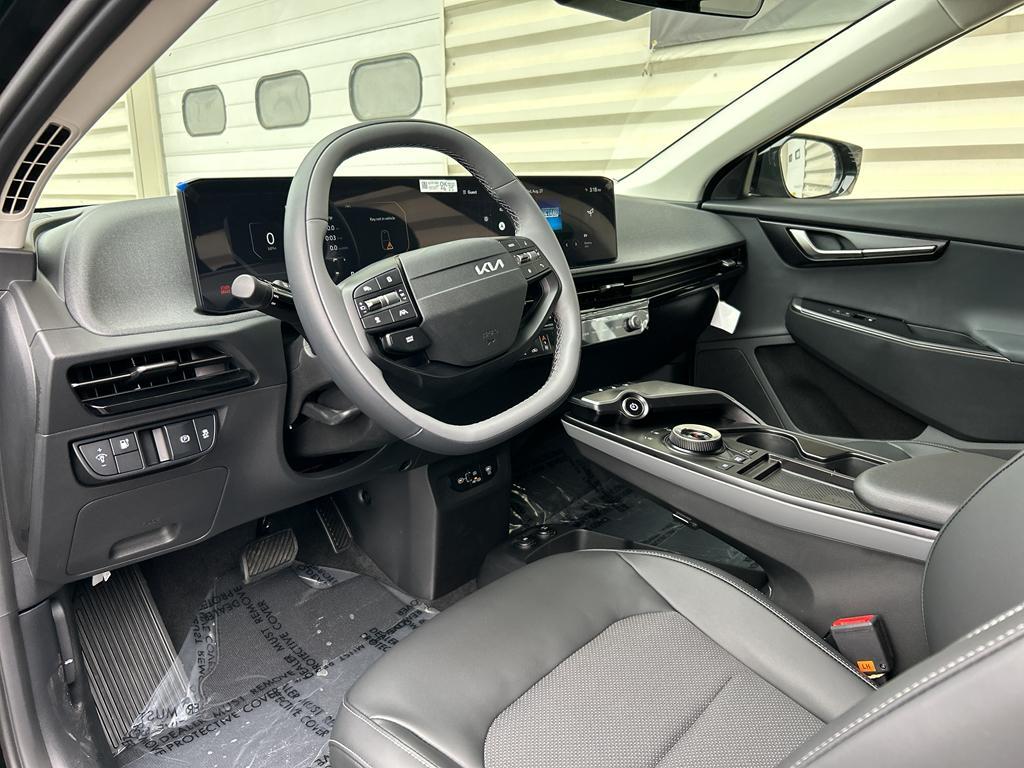 new 2025 Kia EV6 car, priced at $43,135