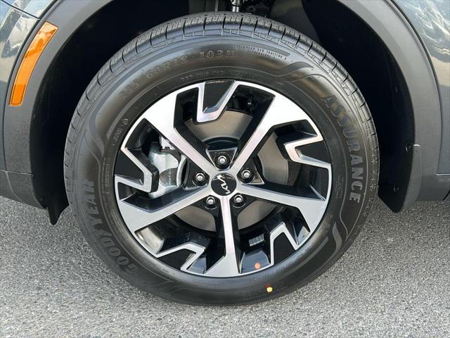new 2025 Kia Sportage Hybrid car, priced at $34,800