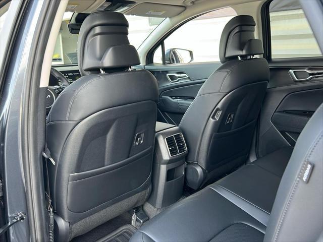 new 2025 Kia Sportage Hybrid car, priced at $34,800