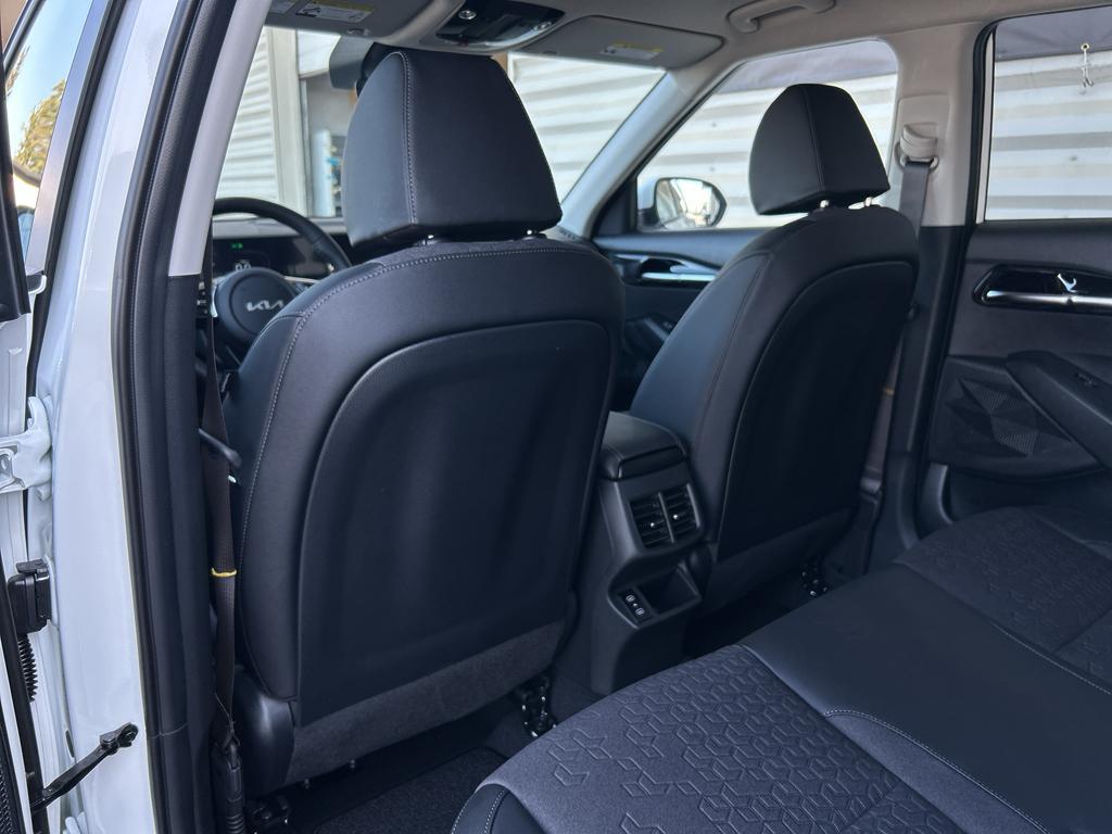 new 2026 Kia Seltos car, priced at $28,690