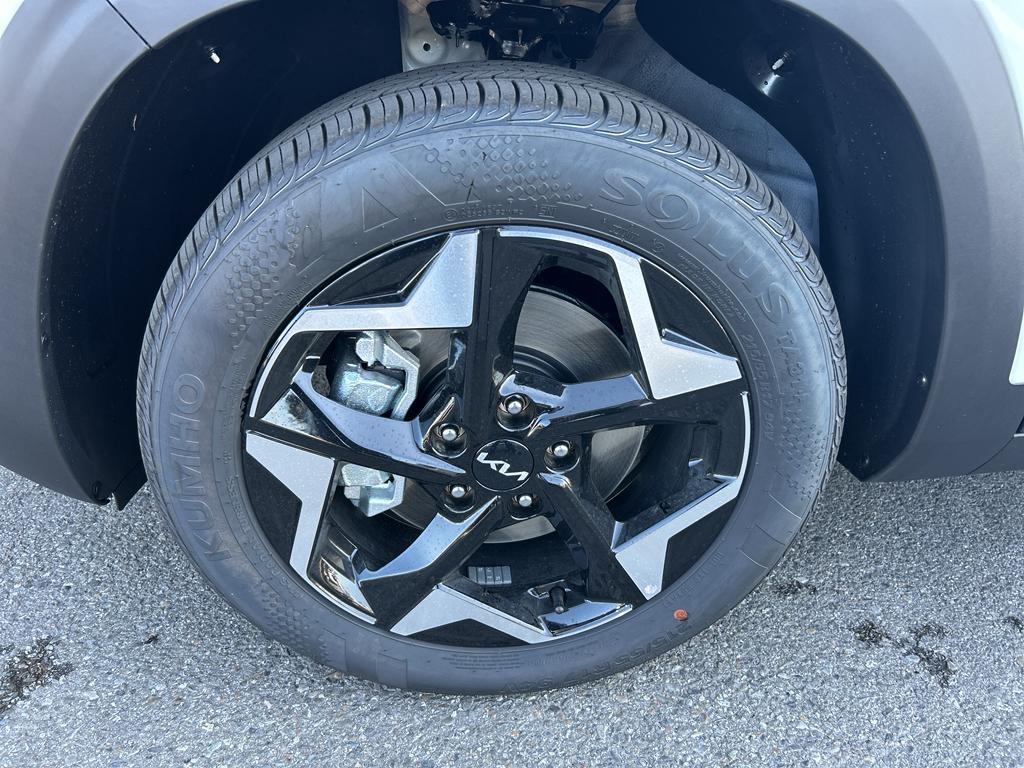 new 2026 Kia Seltos car, priced at $28,690
