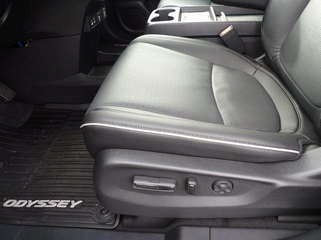 new 2025 Honda Odyssey car, priced at $52,630