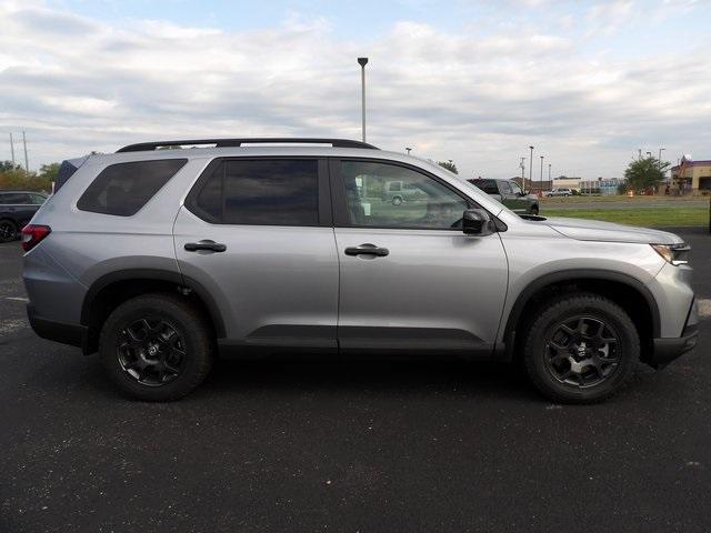 new 2025 Honda Pilot car, priced at $50,795