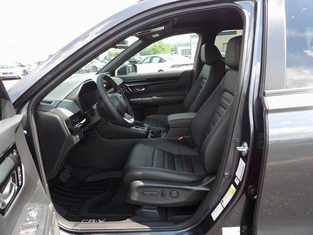 new 2026 Honda CR-V Hybrid car, priced at $43,645