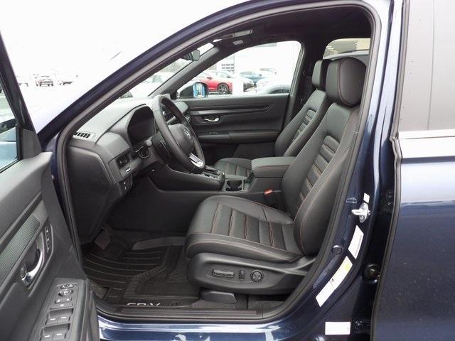 new 2025 Honda CR-V Hybrid car, priced at $40,545
