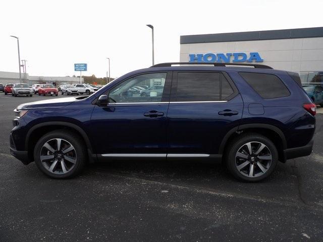 new 2025 Honda Pilot car, priced at $50,995