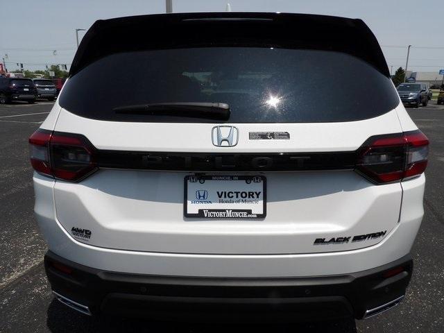 new 2025 Honda Pilot car, priced at $56,485