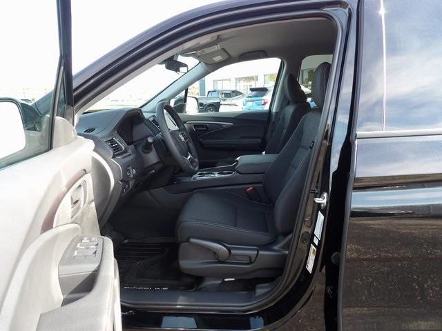 new 2025 Honda Ridgeline car, priced at $41,545