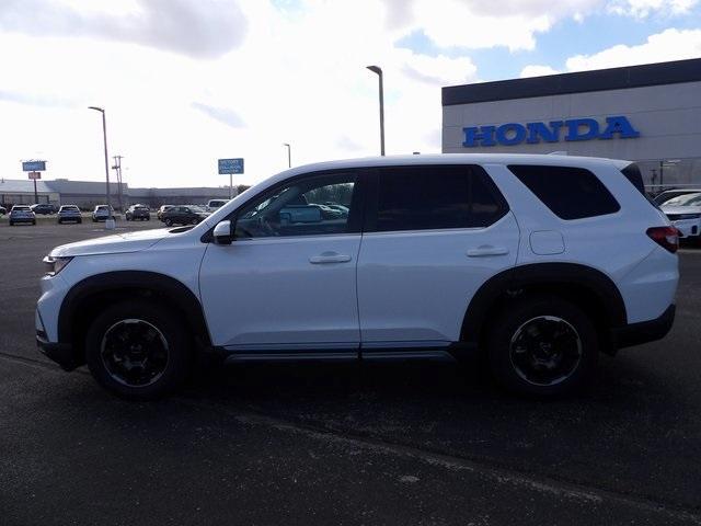 new 2025 Honda Pilot car, priced at $50,255