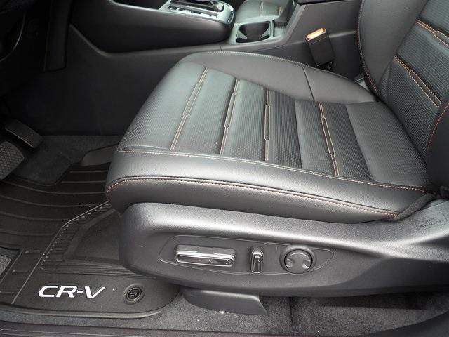 new 2026 Honda CR-V Hybrid car, priced at $42,075
