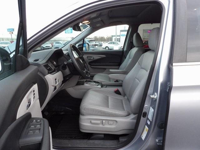 used 2022 Honda Pilot car, priced at $34,491