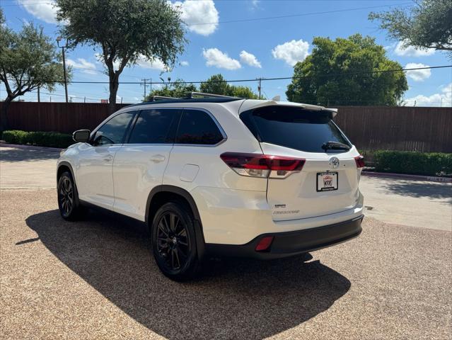 used 2019 Toyota Highlander car, priced at $22,900