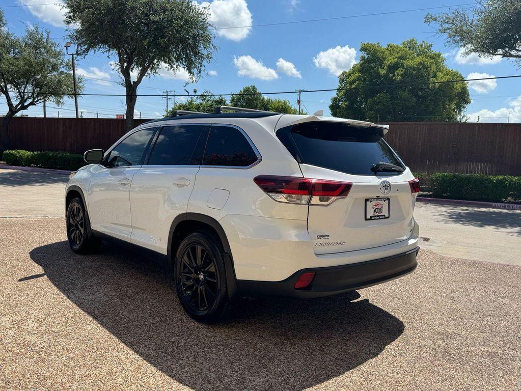 used 2019 Toyota Highlander car, priced at $22,900