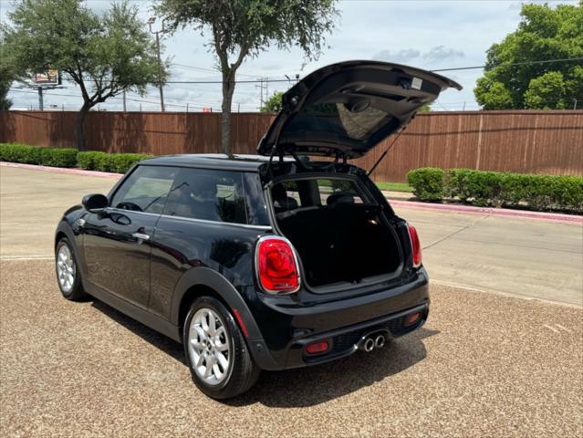 used 2020 MINI Hardtop car, priced at $16,900