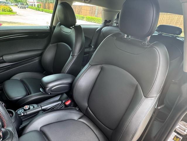 used 2020 MINI Hardtop car, priced at $16,900