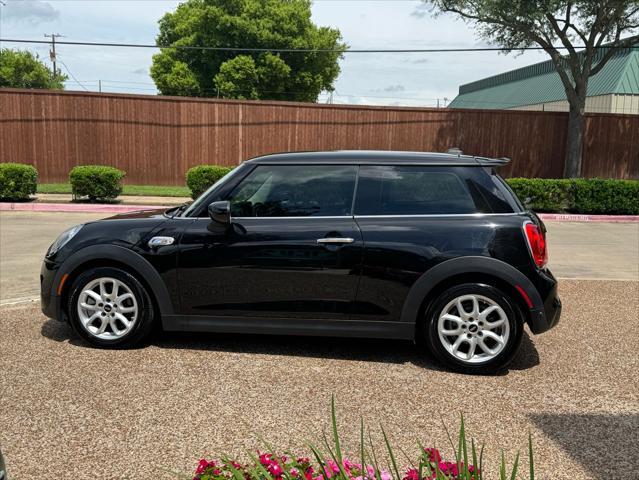 used 2020 MINI Hardtop car, priced at $16,900