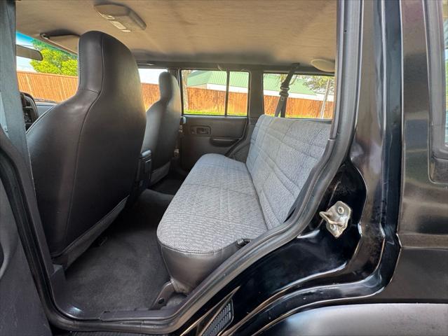 used 2000 Jeep Cherokee car, priced at $6,900