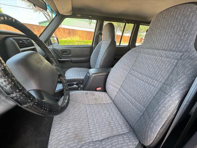 used 2000 Jeep Cherokee car, priced at $6,900