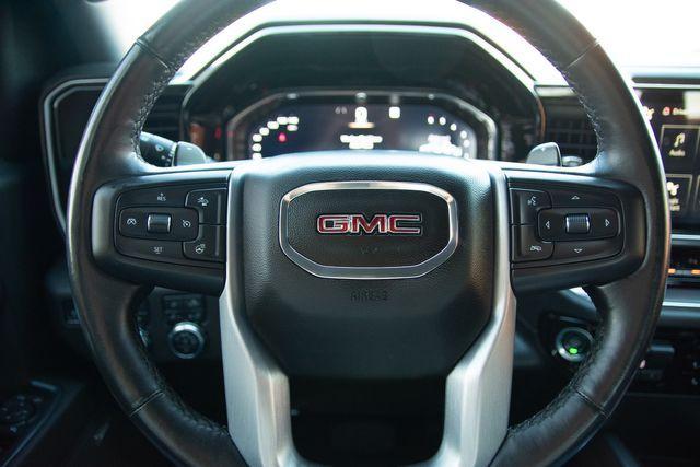 used 2022 GMC Sierra 1500 car, priced at $45,900