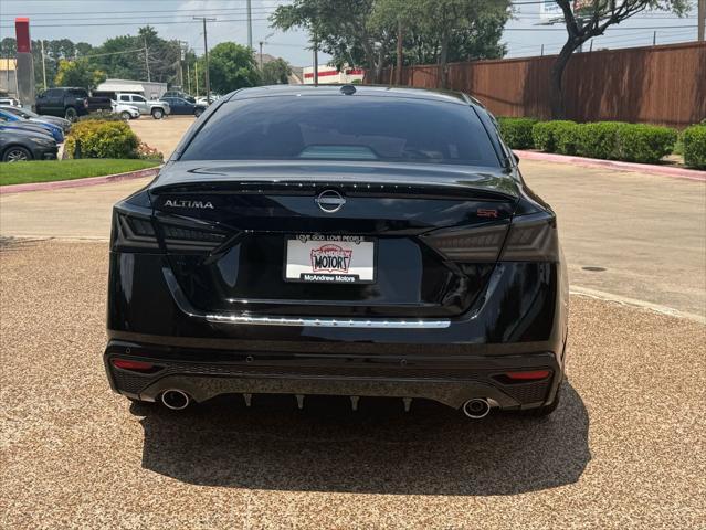 used 2023 Nissan Altima car, priced at $22,900
