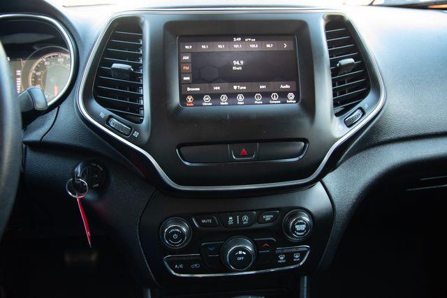 used 2019 Jeep Cherokee car, priced at $17,200