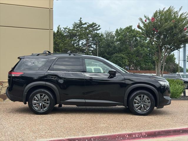 used 2022 Nissan Pathfinder car, priced at $28,900