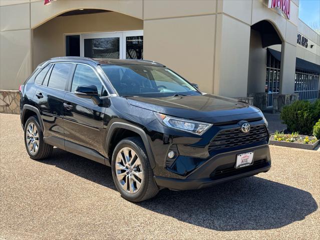 used 2020 Toyota RAV4 car, priced at $27,900