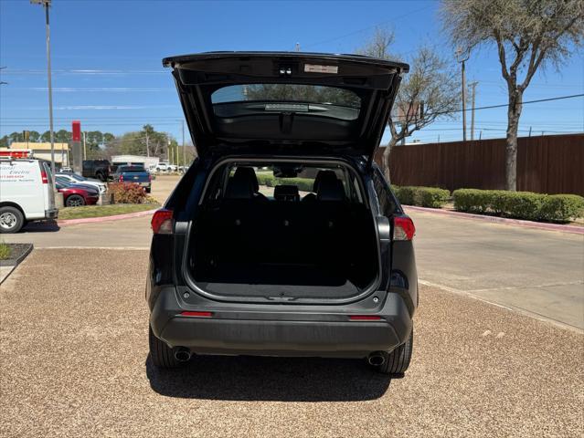 used 2020 Toyota RAV4 car, priced at $27,900