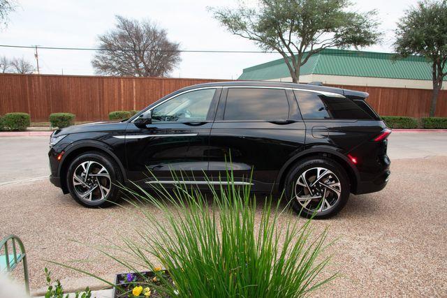 used 2024 Lincoln Nautilus car, priced at $54,900