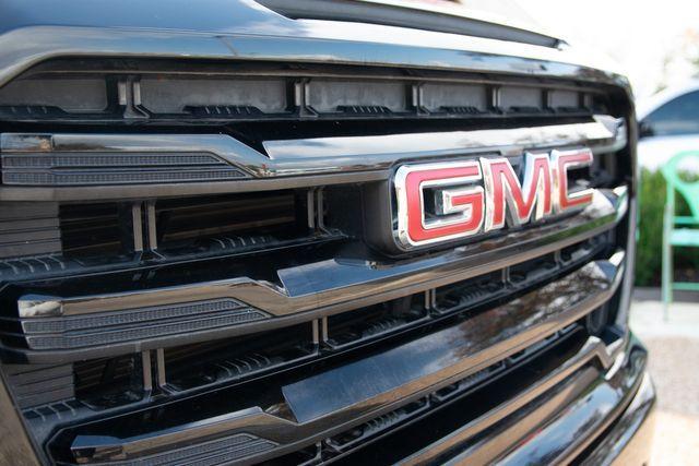 used 2021 GMC Sierra 1500 car, priced at $33,900