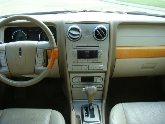 used 2007 Lincoln MKZ car, priced at $3,995