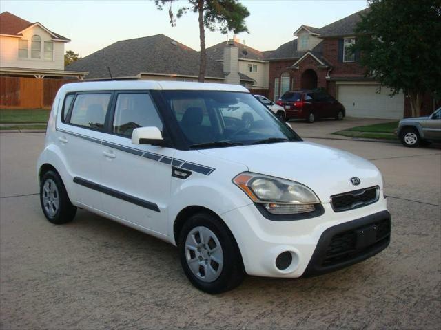 used 2013 Kia Soul car, priced at $4,900