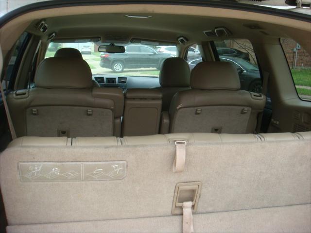used 2009 Toyota Highlander car, priced at $6,495