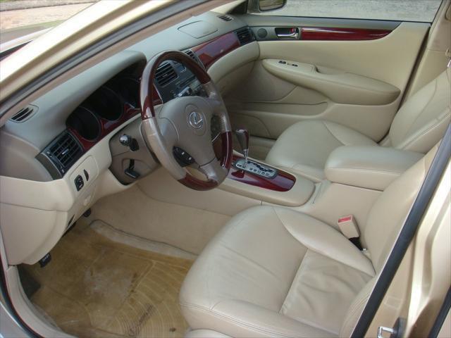 used 2002 Lexus ES 300 car, priced at $5,495