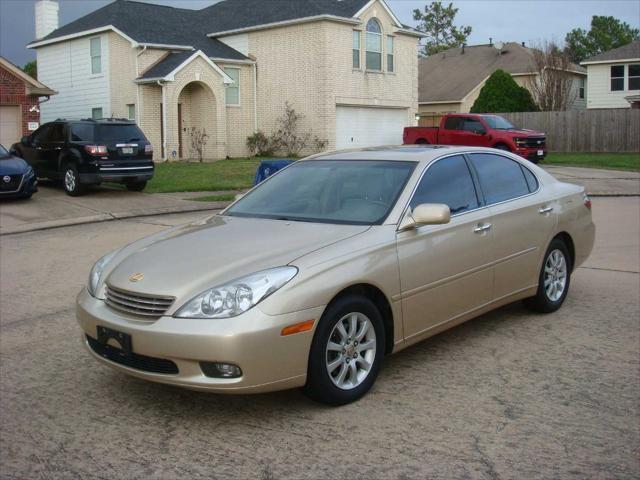 used 2002 Lexus ES 300 car, priced at $5,495