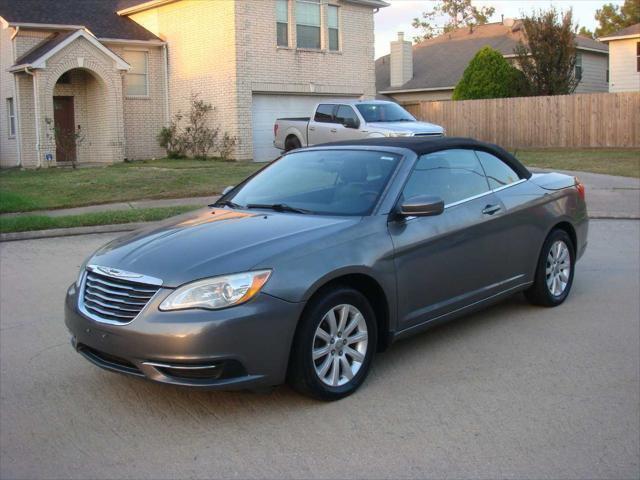 used 2012 Chrysler 200 car, priced at $4,495