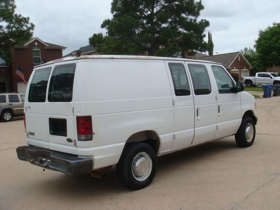 used 2005 Ford E250 car, priced at $5,995