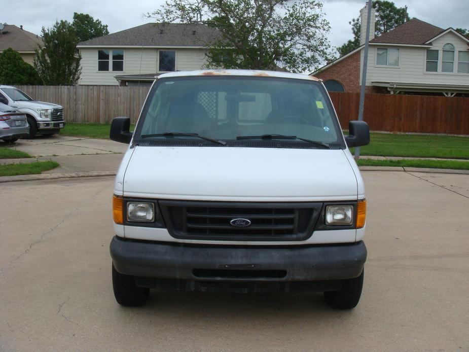 used 2005 Ford E250 car, priced at $5,995
