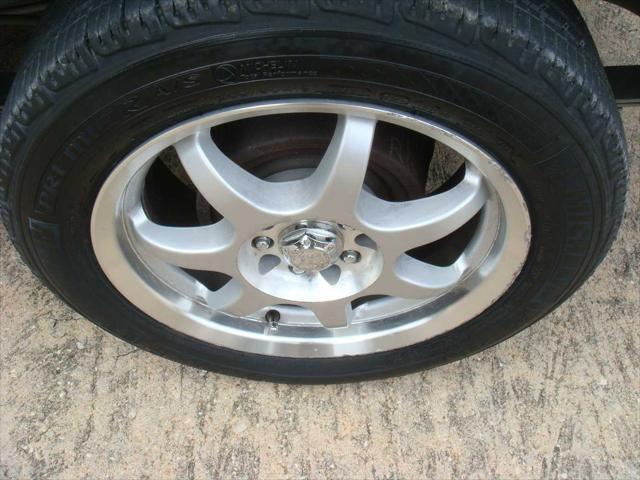 used 1995 Dodge Caravan car, priced at $3,995