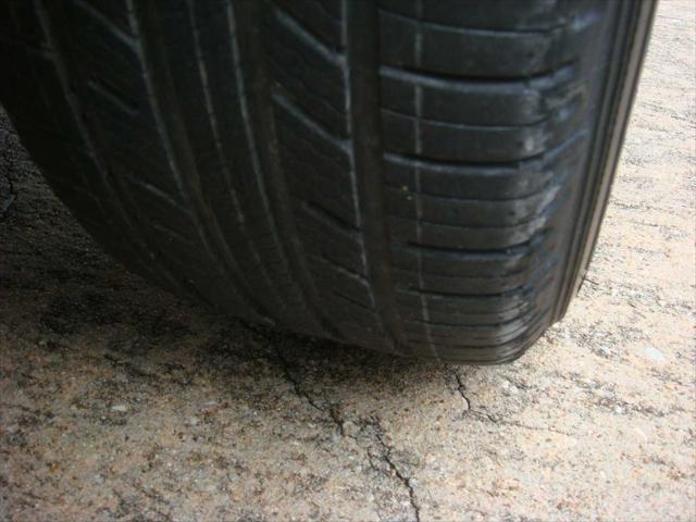 used 1995 Dodge Caravan car, priced at $3,995