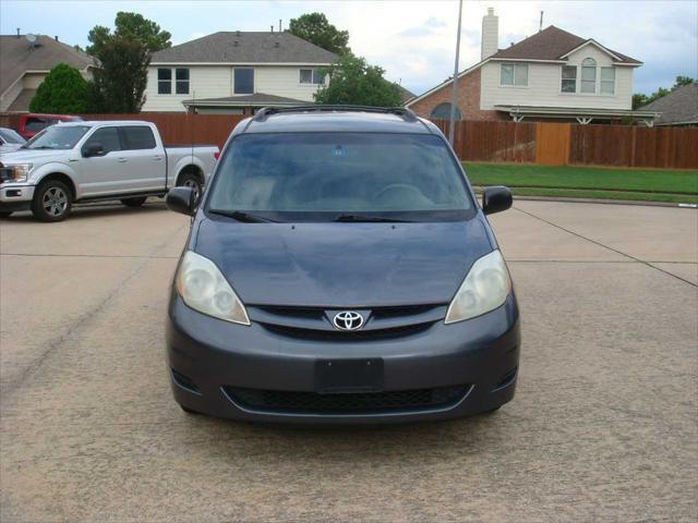 used 2006 Toyota Sienna car, priced at $3,495