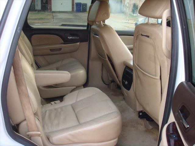 used 2007 GMC Yukon car, priced at $5,995