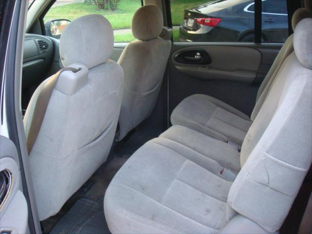 used 2005 Chevrolet TrailBlazer EXT car, priced at $4,495