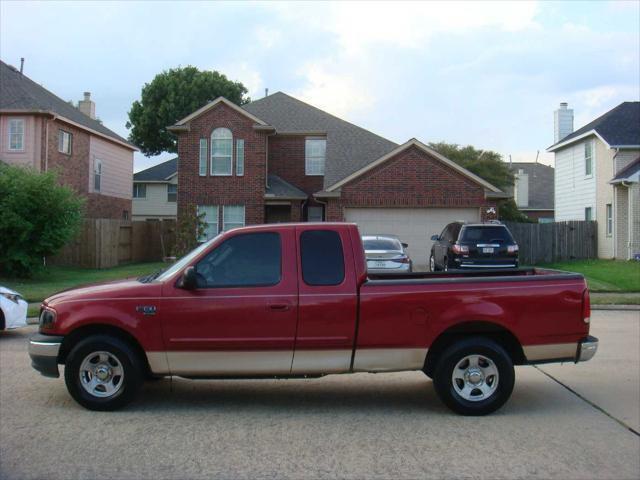used 2000 Ford F-150 car, priced at $4,495