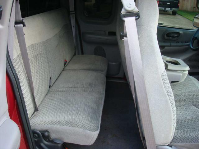 used 2000 Ford F-150 car, priced at $4,495