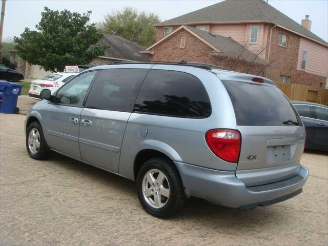 used 2005 Dodge Grand Caravan car, priced at $2,995
